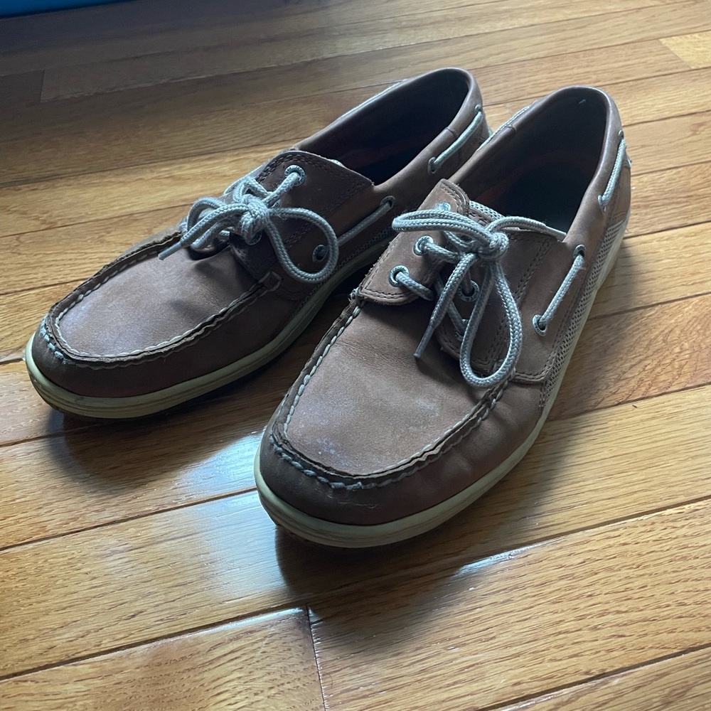 Men’s Sperry Slip on Boat shoes. Size 9.5